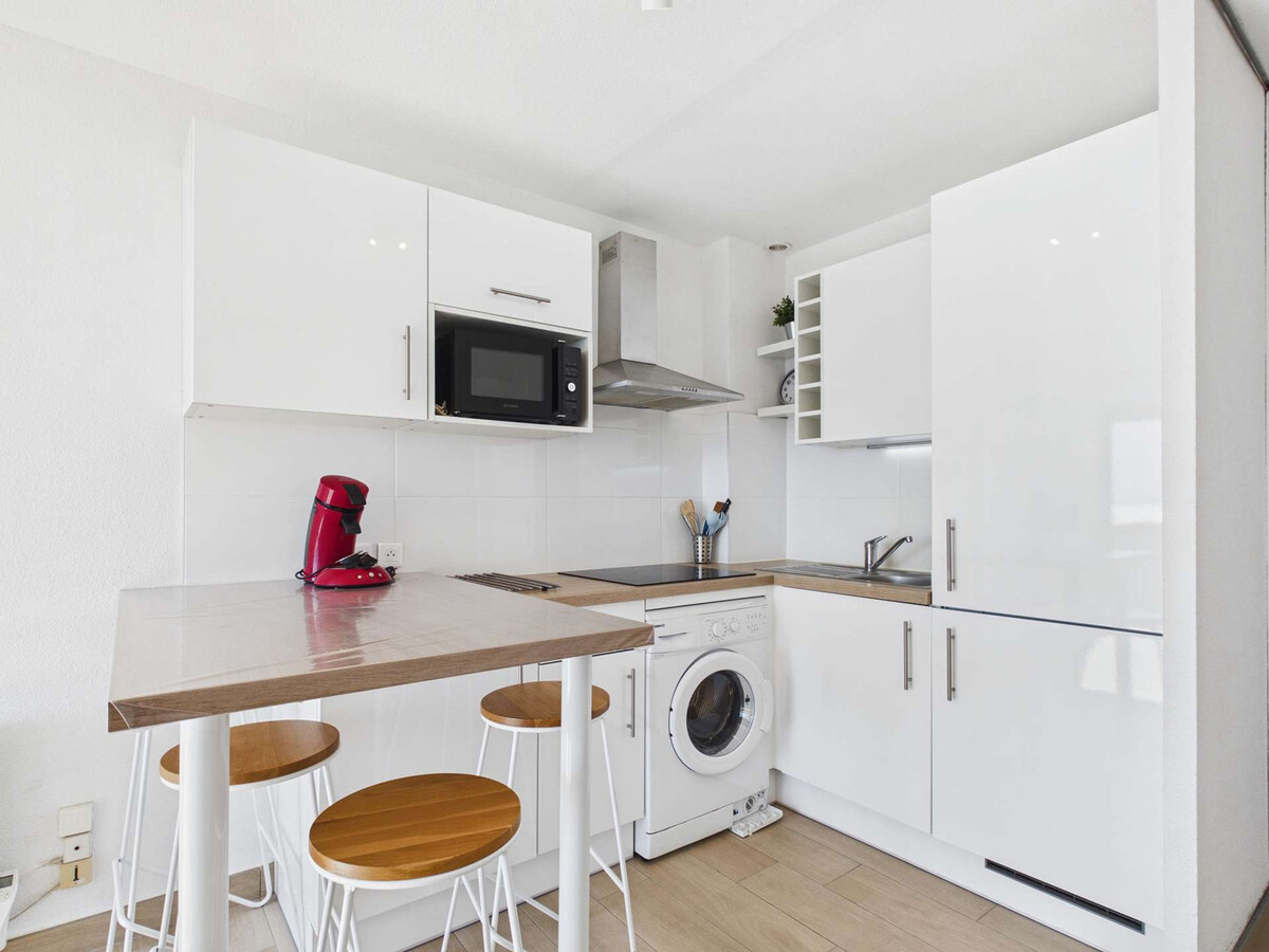 Studio cabine pieds dans l'eau au Grau d'Agde avec terrasse - Photo 9