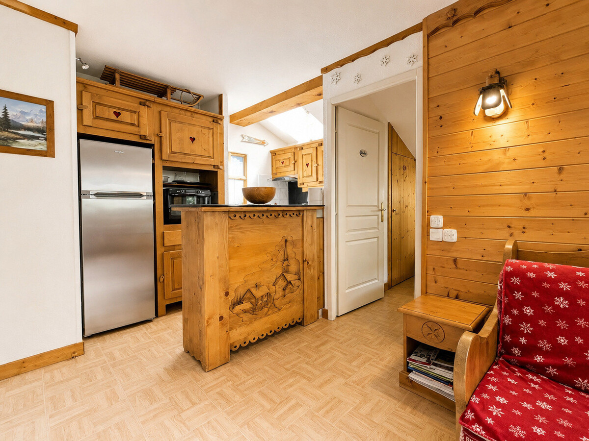Appartement 3 pièces skis aux pieds avec piscine - Photo 4