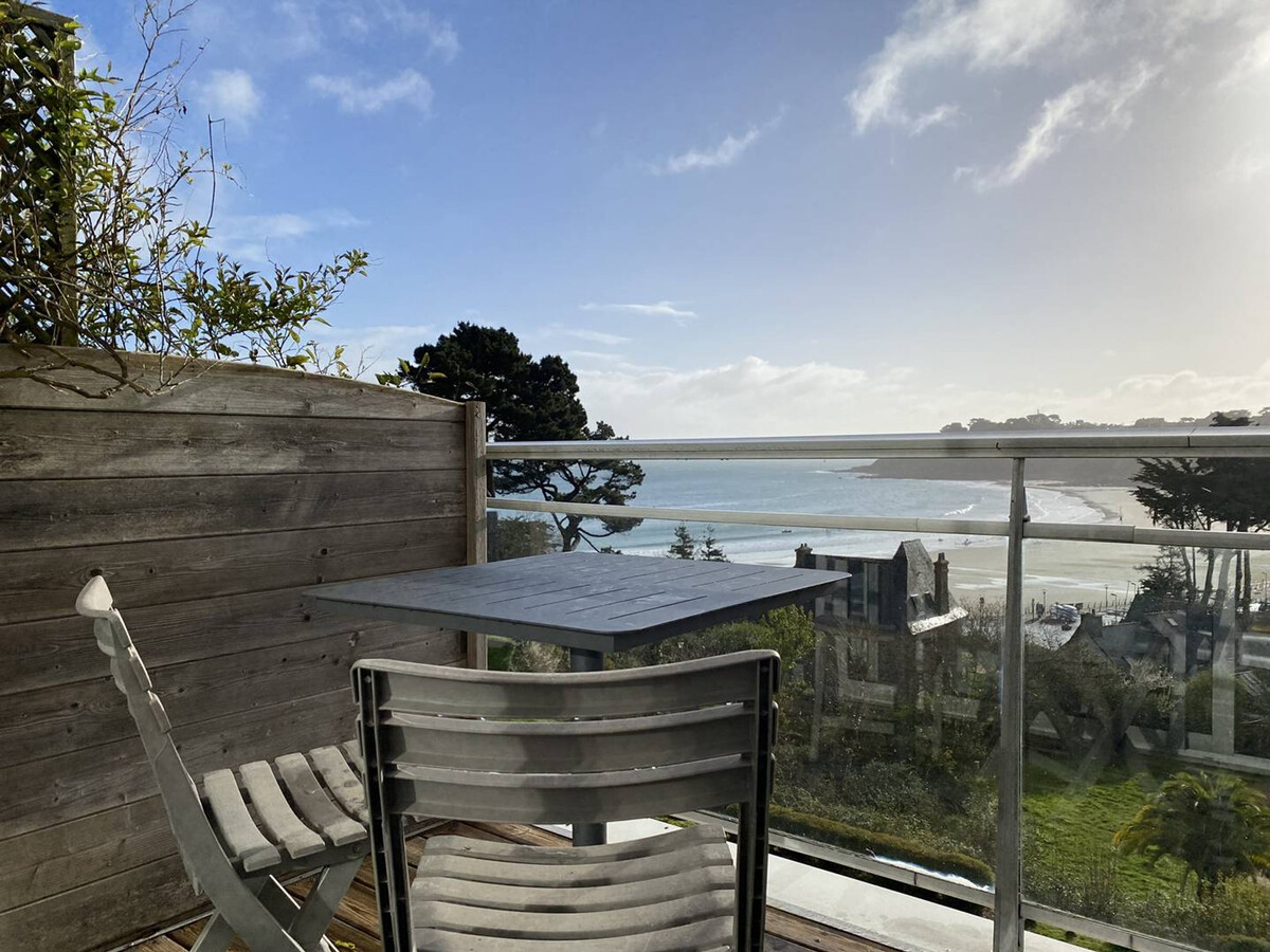 Studio vue mer avec terrasse à 400m de la plage - Photo 1