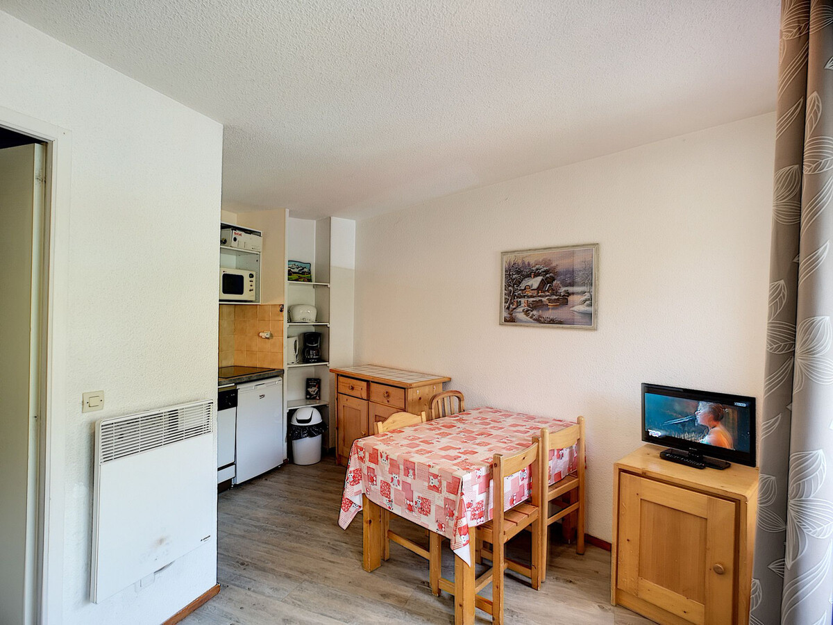 Studio cabine 4 pers aux pieds des pistes aux Menuires - Photo 4