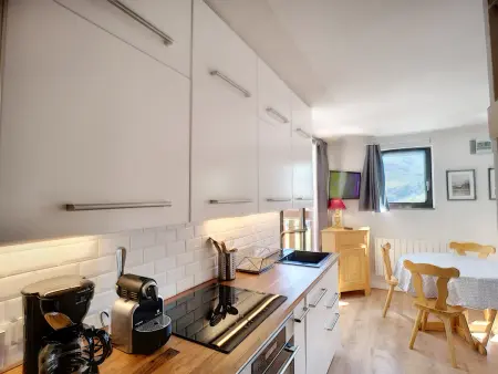 Location appartement à Les Menuires, Les Menuires, 2 pièces rénové, 4 pers, balcon sud, ski aux pieds