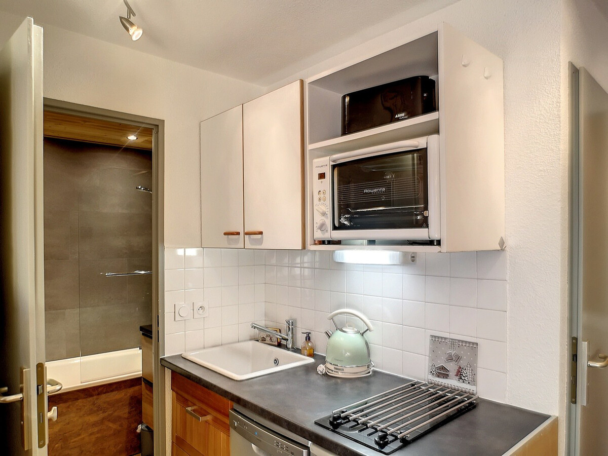Appartement 2 pers. aux Menuires, balcon Sud-Ouest, ski aux pieds - Photo 2