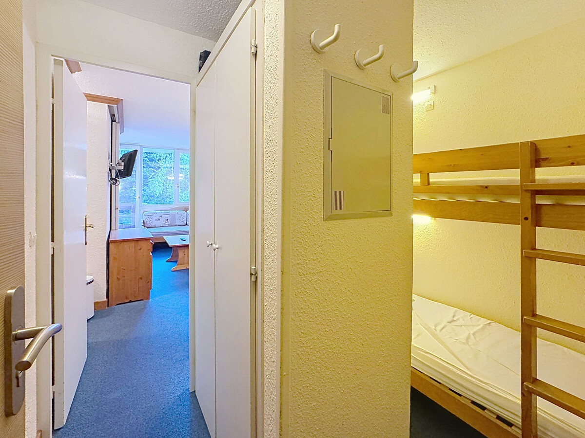 2 pièces cabine 6 pers. ski aux pieds, balcon sud - Photo 11