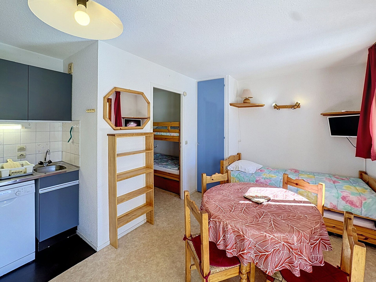 Studio cabine 4 pers aux Menuires, balcon sud vue pistes - Photo 1