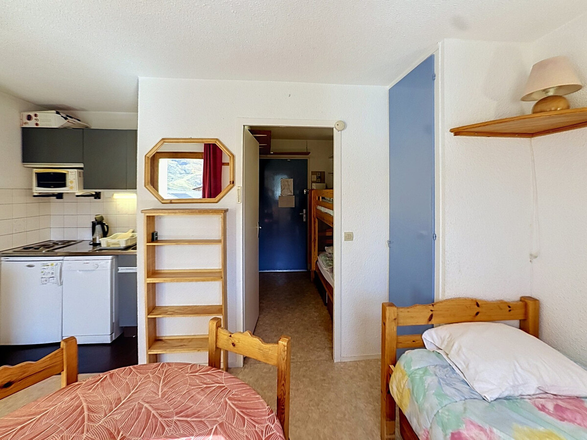 Studio cabine 4 pers aux Menuires, balcon sud vue pistes - Photo 2