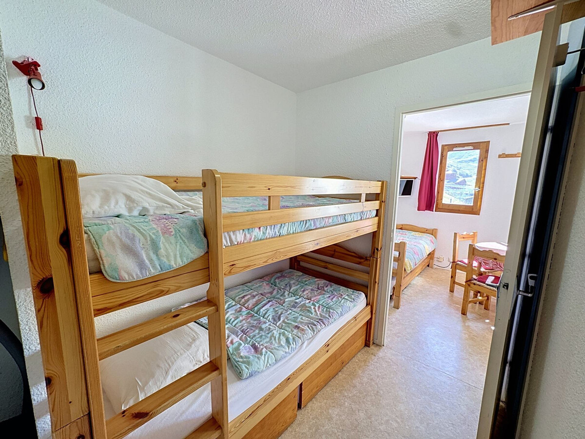 Studio cabine 4 pers aux Menuires, balcon sud vue pistes - Photo 10