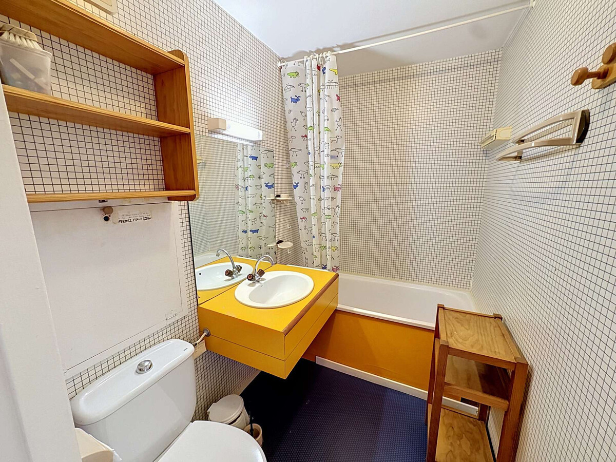 Studio cabine 4 pers aux Menuires, balcon sud vue pistes - Photo 12