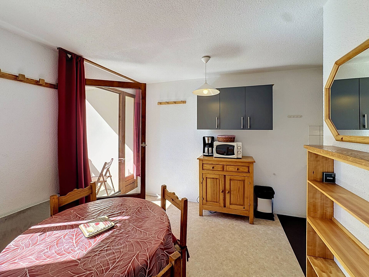 Studio cabine 4 pers aux Menuires, balcon sud vue pistes - Photo 13