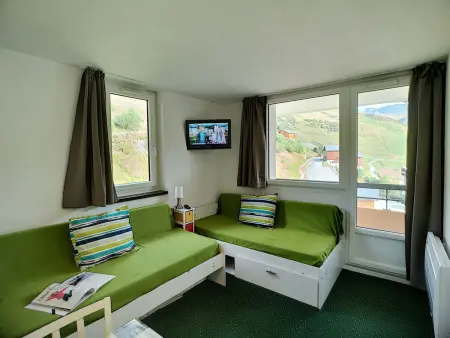 Location appartement à Les Menuires, 2 pièces 4 pers, balcon sud, parking, Les Menuires