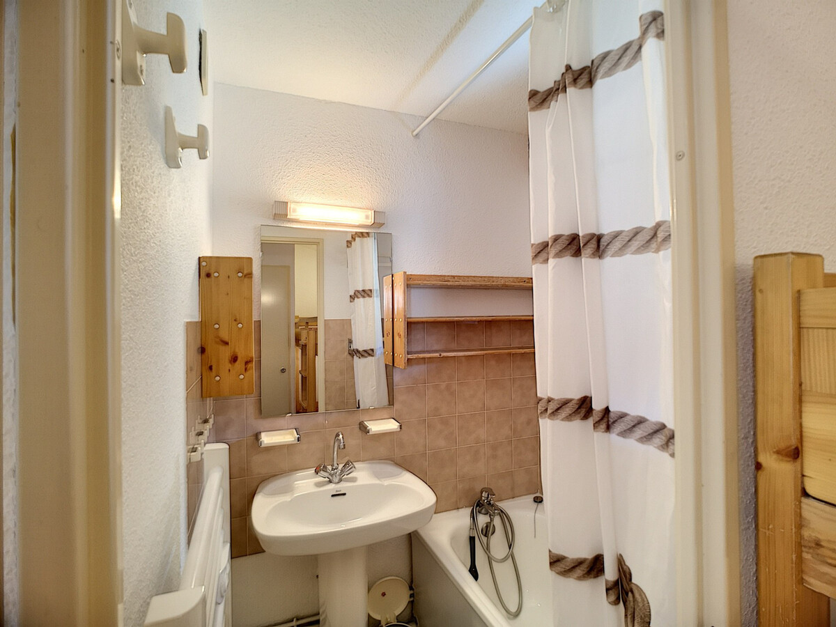 Appartement skis aux pieds Les Menuires, 5 pers, balcon - Photo 11