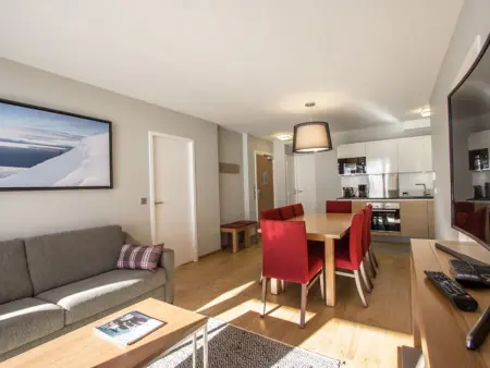 Appartement 3 ch. 73m² avec piscine, spa et balcon - Arcs 1800 : photo 6