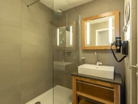Apt 4 pièces 73 m² avec piscine et spa aux Arcs 1800 : photo 8