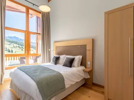 Duplex 4 chambres, piscine et spa aux Arcs 1800 : photo 3