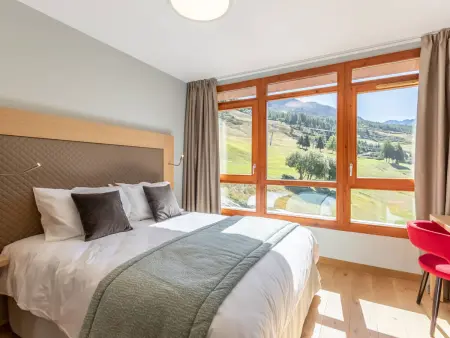 Duplex 4 chambres, piscine et spa aux Arcs 1800 : photo 21
