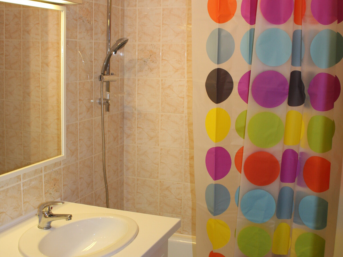 Appartement rénové 43 m² aux balcons, vue pistes - Photo 5