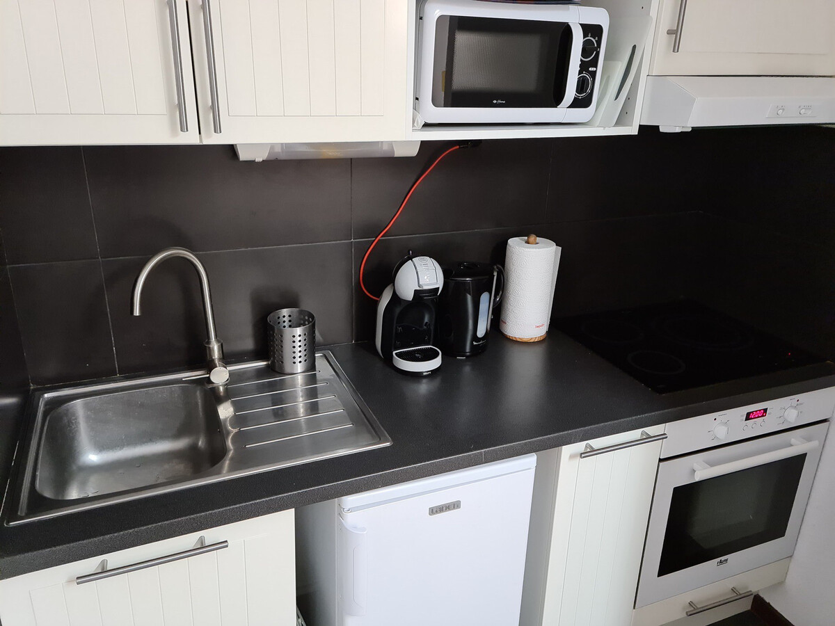 Appartement rénové 43 m² aux balcons, vue pistes - Photo 6
