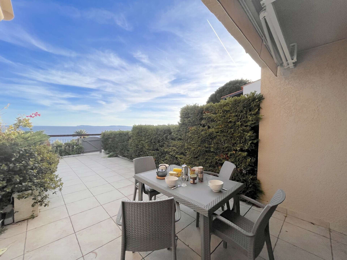 Appartement vue mer avec piscine au Rayol-Canadel - Photo 2