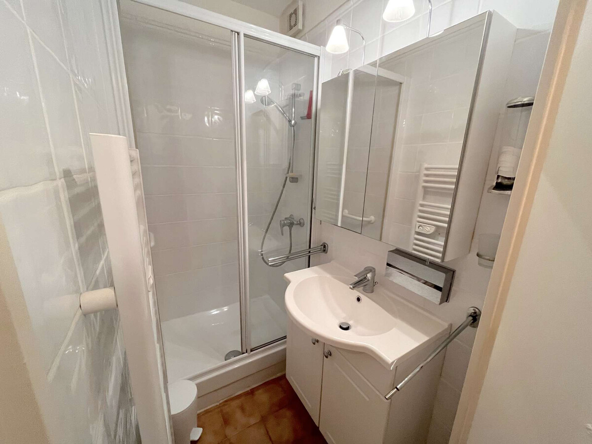 Appartement vue mer avec piscine au Rayol-Canadel - Photo 8