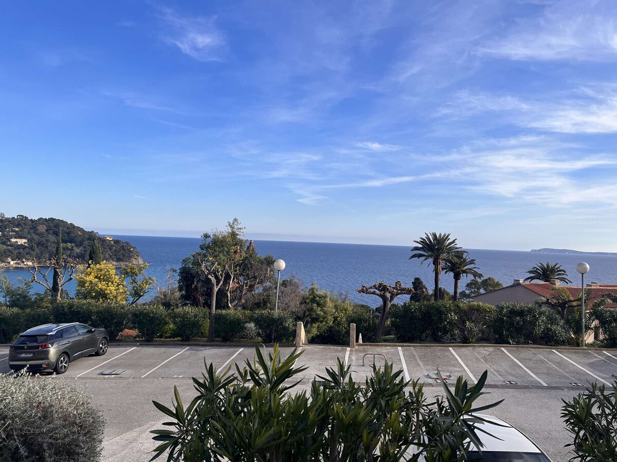 Appartement vue mer avec piscine au Rayol-Canadel - Photo 17