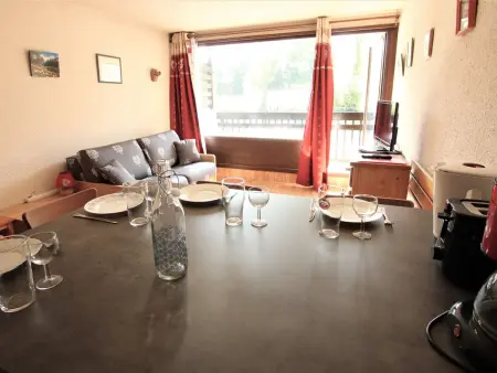 Charmant studio 4 pers avec piscine, proche télécabines et commerces, accès direct ski, La Salle-les-Alpes - Photo 1
