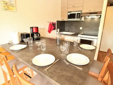 Charmant studio 4 pers avec piscine, proche télécabines et commerces, accès direct ski, La Salle-les-Alpes - Photo 3
