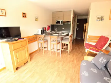 Charmant studio 4 pers avec piscine, proche télécabines et commerces, accès direct ski, La Salle-les-Alpes - Photo 7