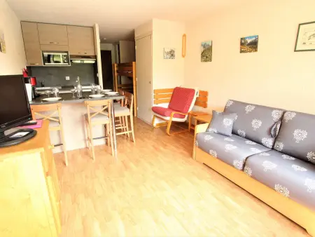 Charmant studio 4 pers avec piscine, proche télécabines et commerces, accès direct ski, La Salle-les-Alpes - Photo 10