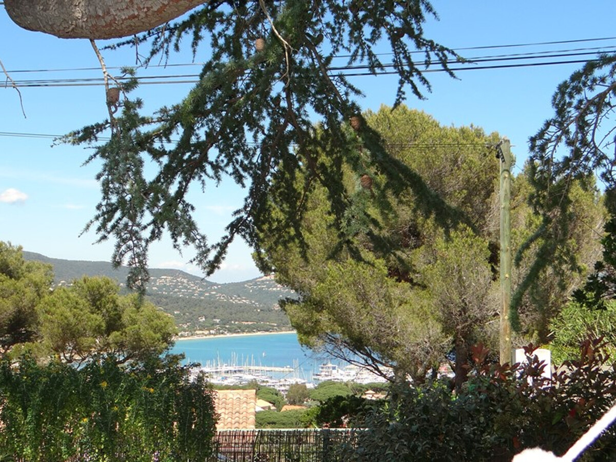 T3 75m² avec accès privé aux calanques à Cavalaire - Photo 3