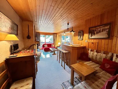 Appartement 4 pièces skis aux pieds avec cheminée à Méribel : photo 11
