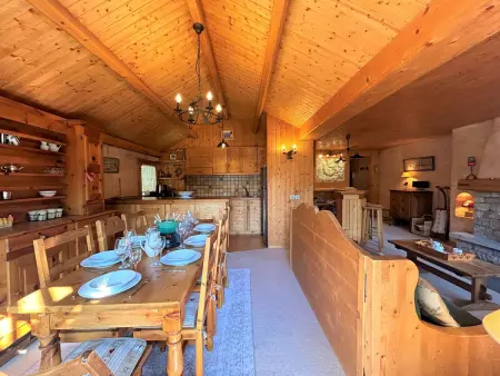 Appartement 4 pièces skis aux pieds avec cheminée à Méribel : photo 21