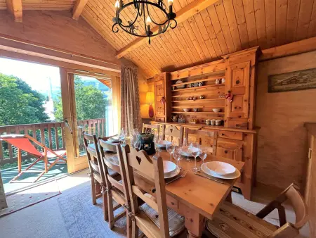 Appartement 4 pièces skis aux pieds avec cheminée à Méribel : photo 24