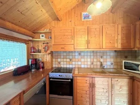 Appartement 4 pièces skis aux pieds avec cheminée à Méribel : photo 25