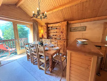 Appartement 4 pièces skis aux pieds avec cheminée à Méribel : photo 29