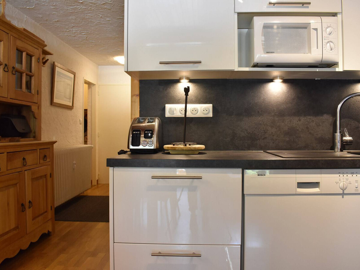 Appartement 8 pers., 100m des pistes à Méribel - Photo 4