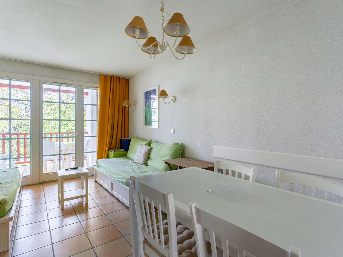 Studio moderne à Hendaye, piscine et accès plage - Photo 4
