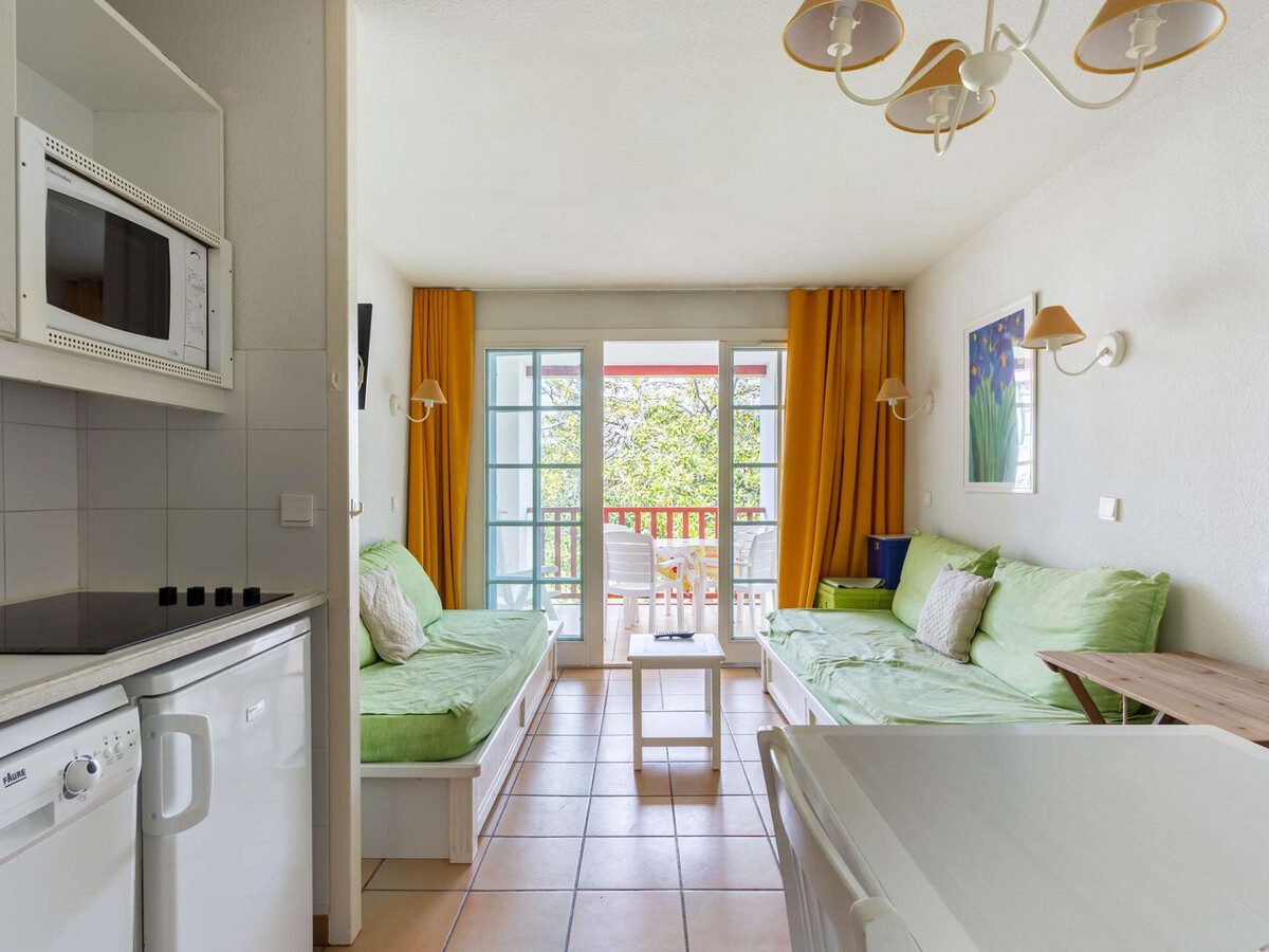 Studio moderne à Hendaye, piscine et accès plage - Photo 7
