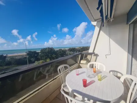 Location appartement à Saint Jean de Monts, Studio en bord de mer avec parking et animaux admis