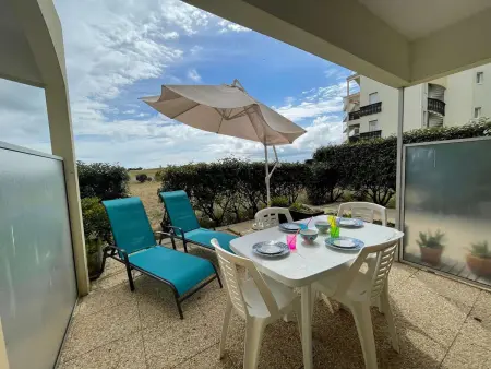 Studio cabine 4 pers. terrasse, garage privé, plage proche