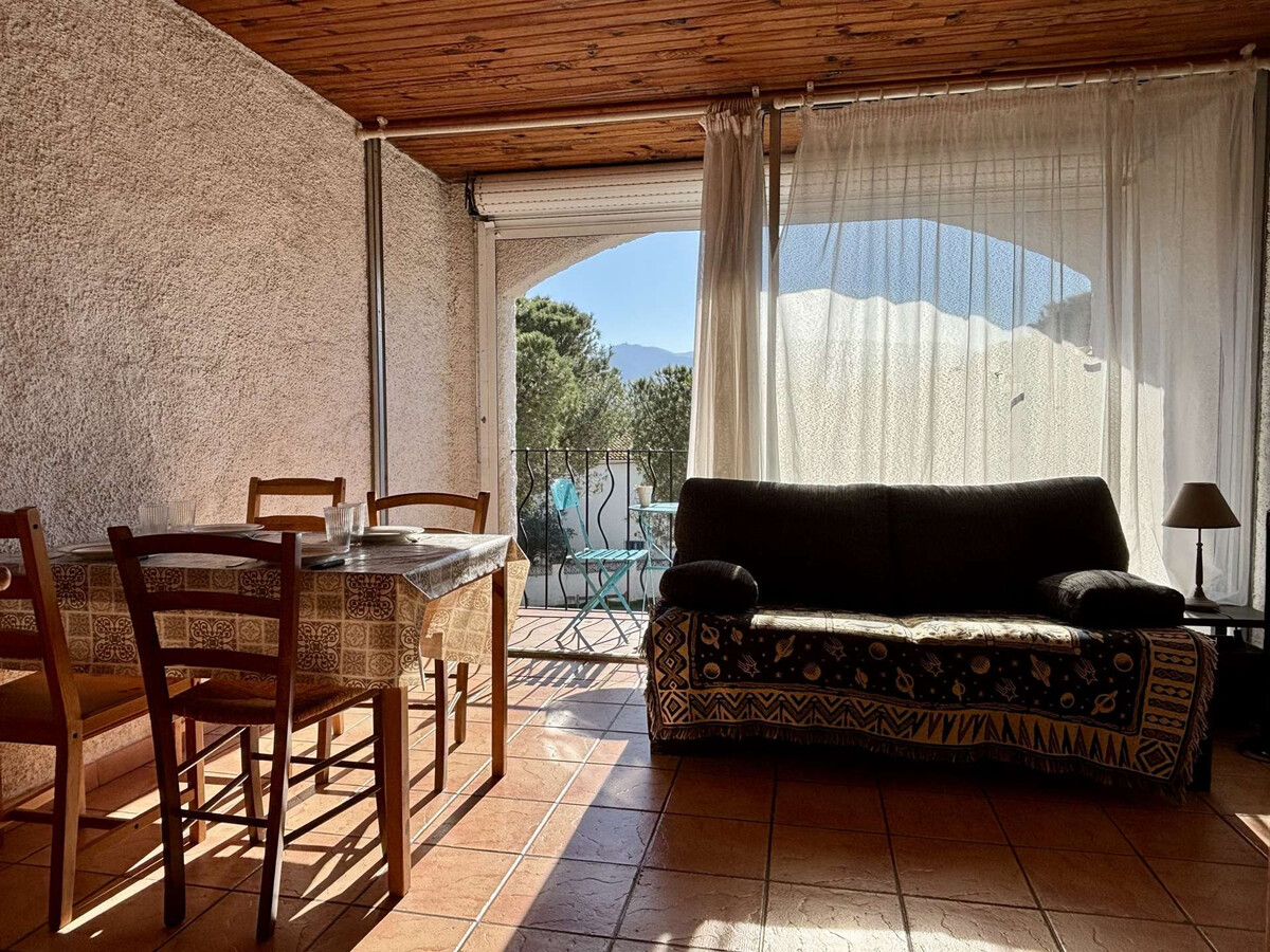 Studio cabine 4 couchages, loggia, à 200m de la plage - Photo 3