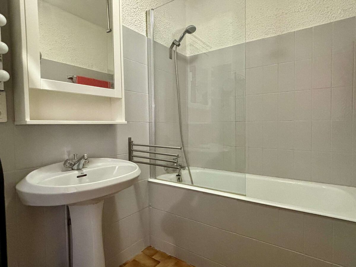Appartement 2 pièces parking privé, 300m plage - Photo 12