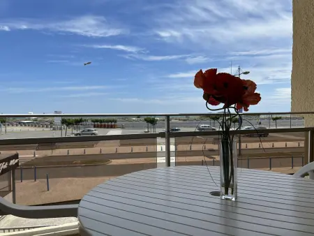 Location appartement à Fleury Saint Pierre la Mer, Studio en Front de Mer - Animaux Bienvenus, Parking Inclus