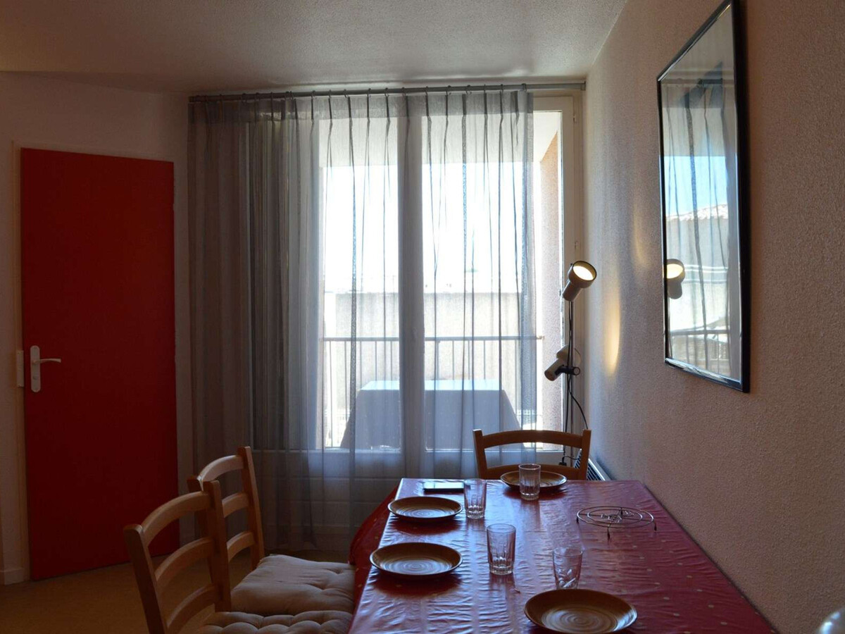 T2 à 200m de la plage, loggia sud, parking - Photo 5