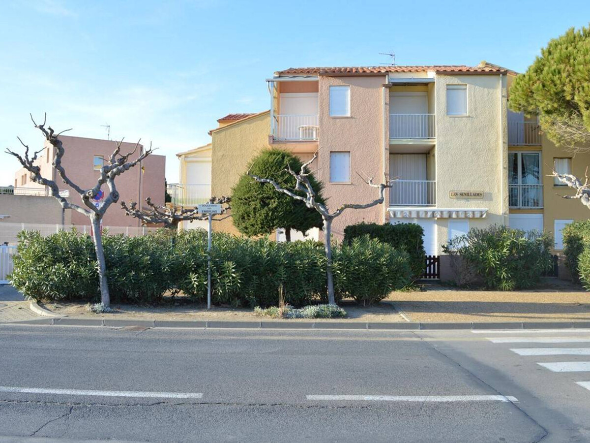 T2 à 200m de la plage, loggia sud, parking - Photo 11