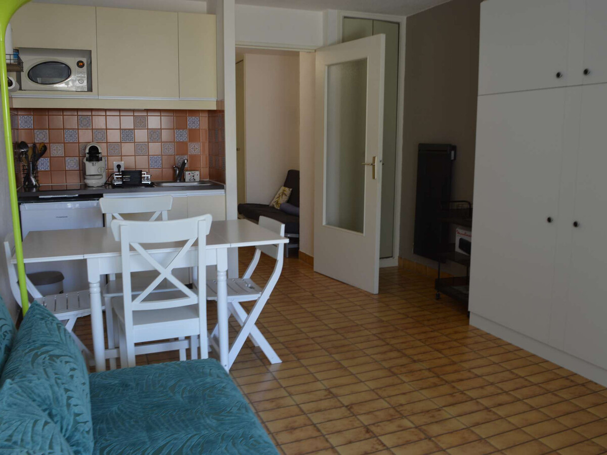 Studio climatisé 4 pers avec loggia au Grau-du-Roi - Photo 3