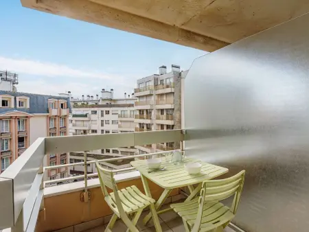 Location appartement à Biarritz, Studio en front de mer avec piscine à Biarritz