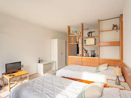 Studio front de mer avec balcon et piscine à Biarritz : photo 6