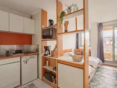 Studio front de mer avec balcon et piscine à Biarritz : photo 8
