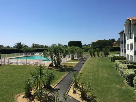 Appartement lumineux avec piscine proche de la mer - Photo 12