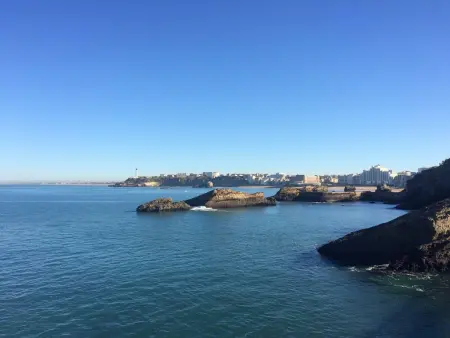 Appartement lumineux avec piscine proche de la mer - Photo 17