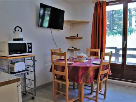 T2 Risoul 1850 : balcon sud, parking gratuit, navette : photo 3